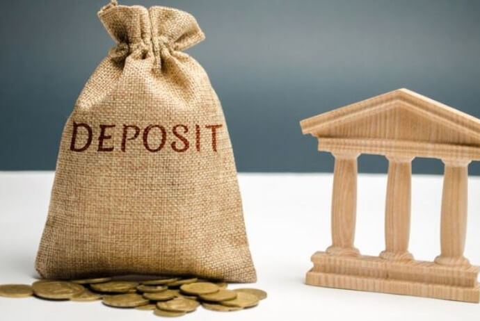 Deputat: “Əhalinin banklardakı əmanətləri azalıb” – SƏBƏB