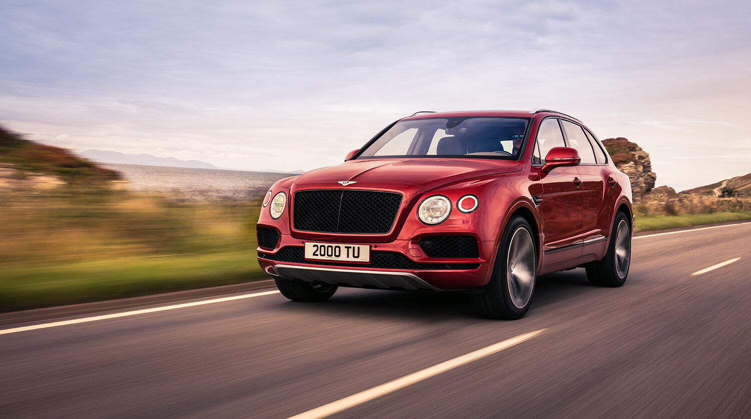 “Bentley” “Bentayga” avtomobillərini geri çağırır - Yanğın təhlükəsi yaranır