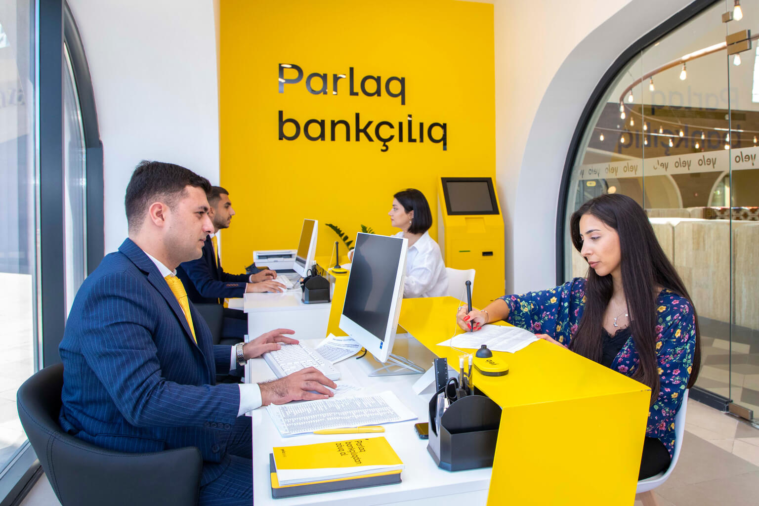 “Yelo Bank”ın növbəti özünəxidmət mərkəzi Şərq Bazarında!
