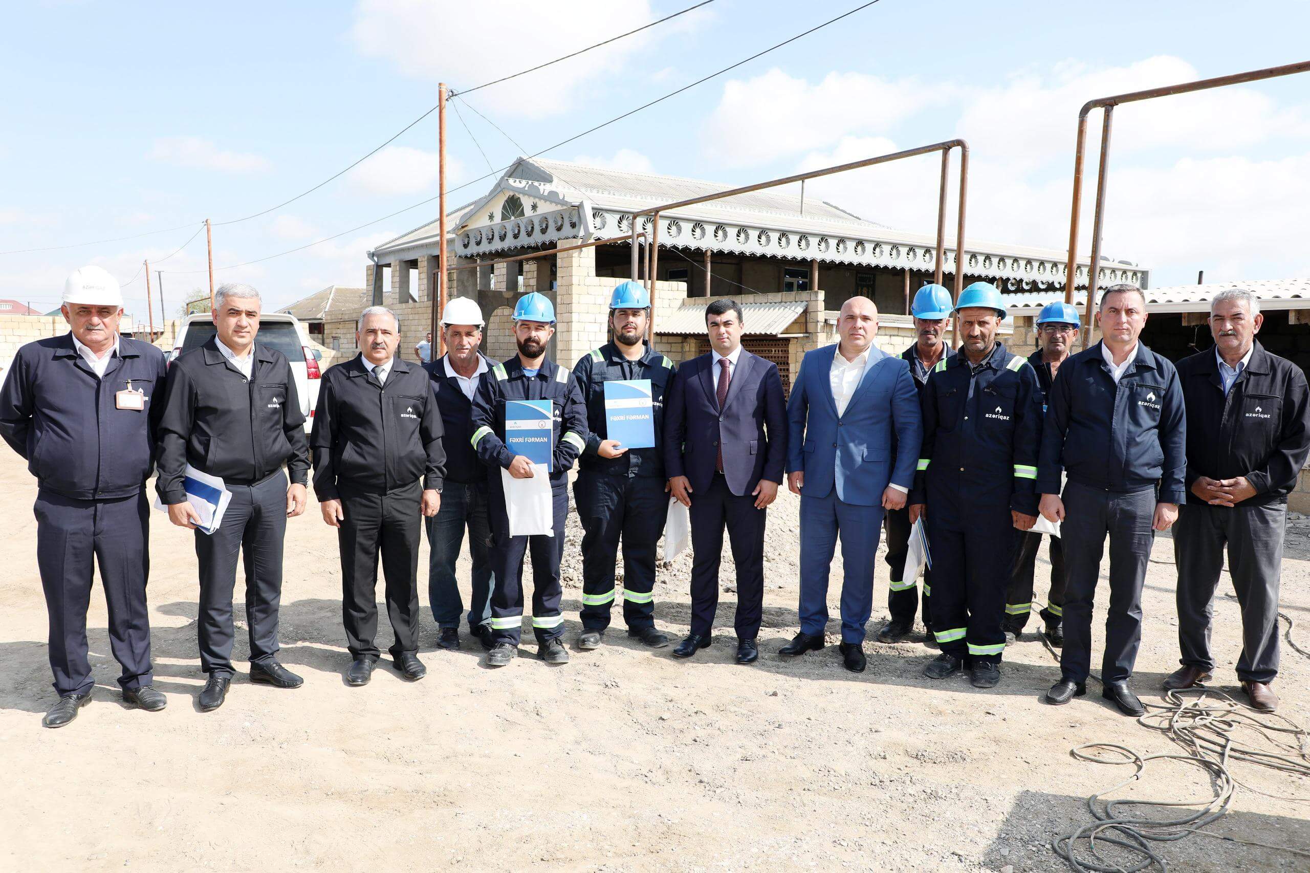 “Azəriqaz” rəhbərliyi aparılan qazlaşma işləri ilə yerində tanış olub