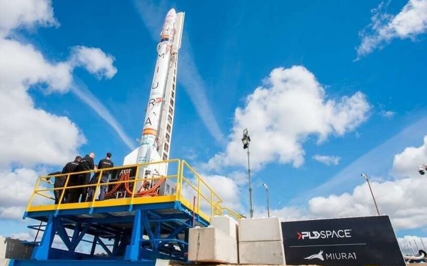 İspaniya yerli istehsal olan ilk raketini buraxıb