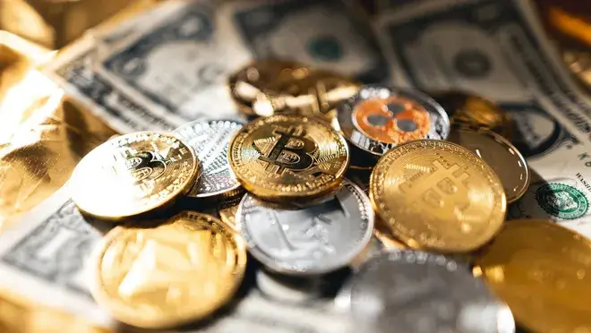 Əhalisi ən çox rəqəmsal valyutaya sahib ölkələr - SİYAHI