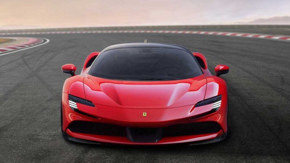 "Ferrari"nin mənfəət və dövriyyəsi gözləntiləri üstələyib