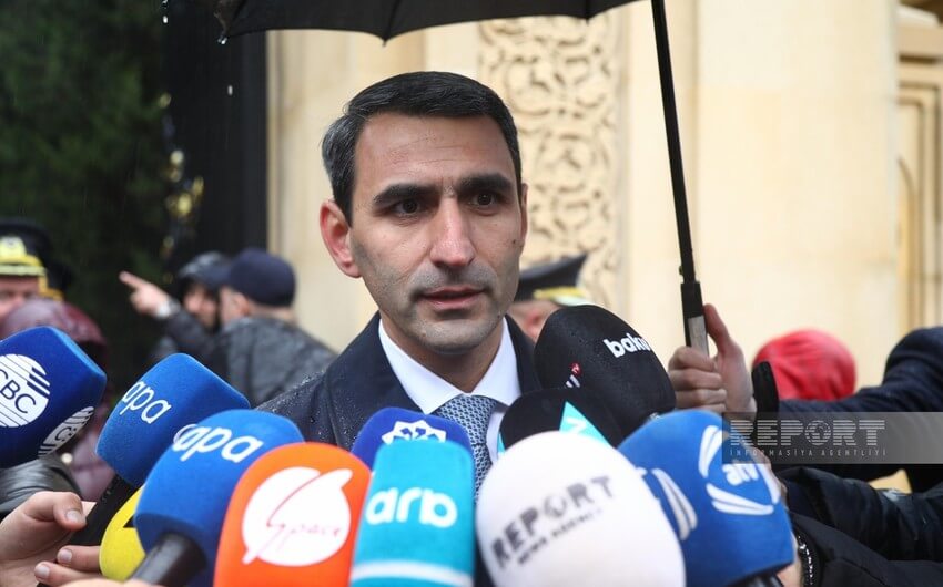 Rövşən Rüstəmov: “Gələn il Bakı-Sumqayıt istiqamətində yeni “ekspress” qatar xəttə buraxılacaq”