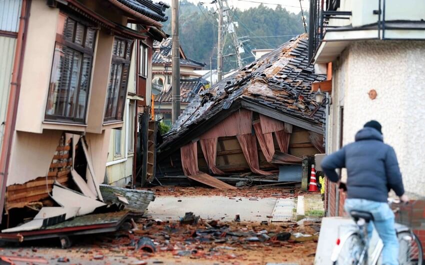 Yaponiyada zəlzələ nəticəsində ölənlərin sayı 65-ə çatıb
