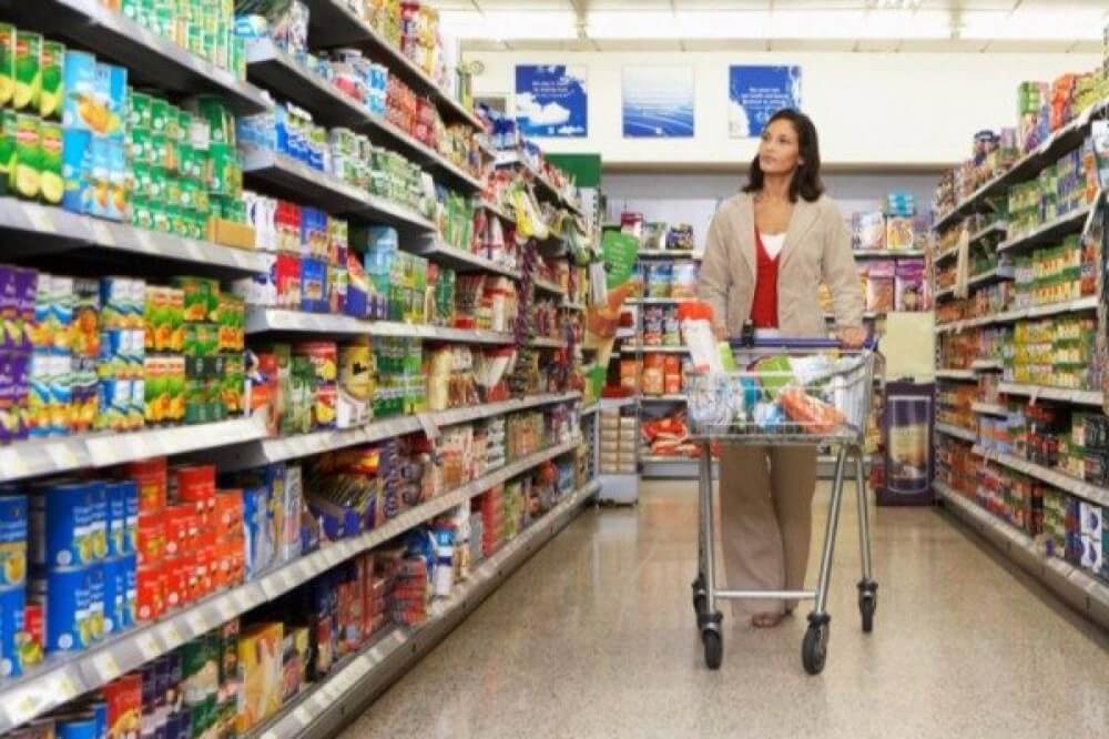 Ötən ay bakılılar 2 milyard 710 milyon manatlıq bazarlıq ediblər - RƏSMİ