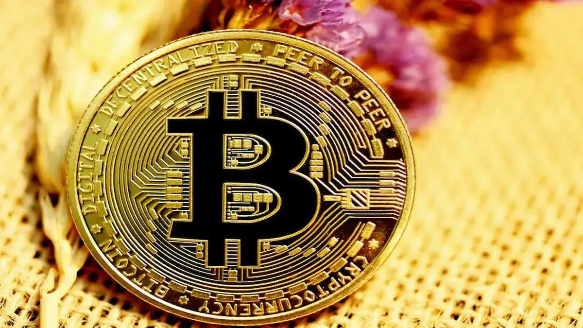 "Bitcoin"in qiyməti yeni rekord qırdı