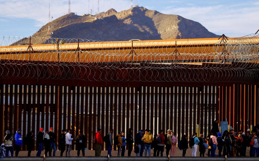 ABŞ-nin Meksika ilə sərhədində yarım il ərzində bir milyona yaxın insan saxlanılıb