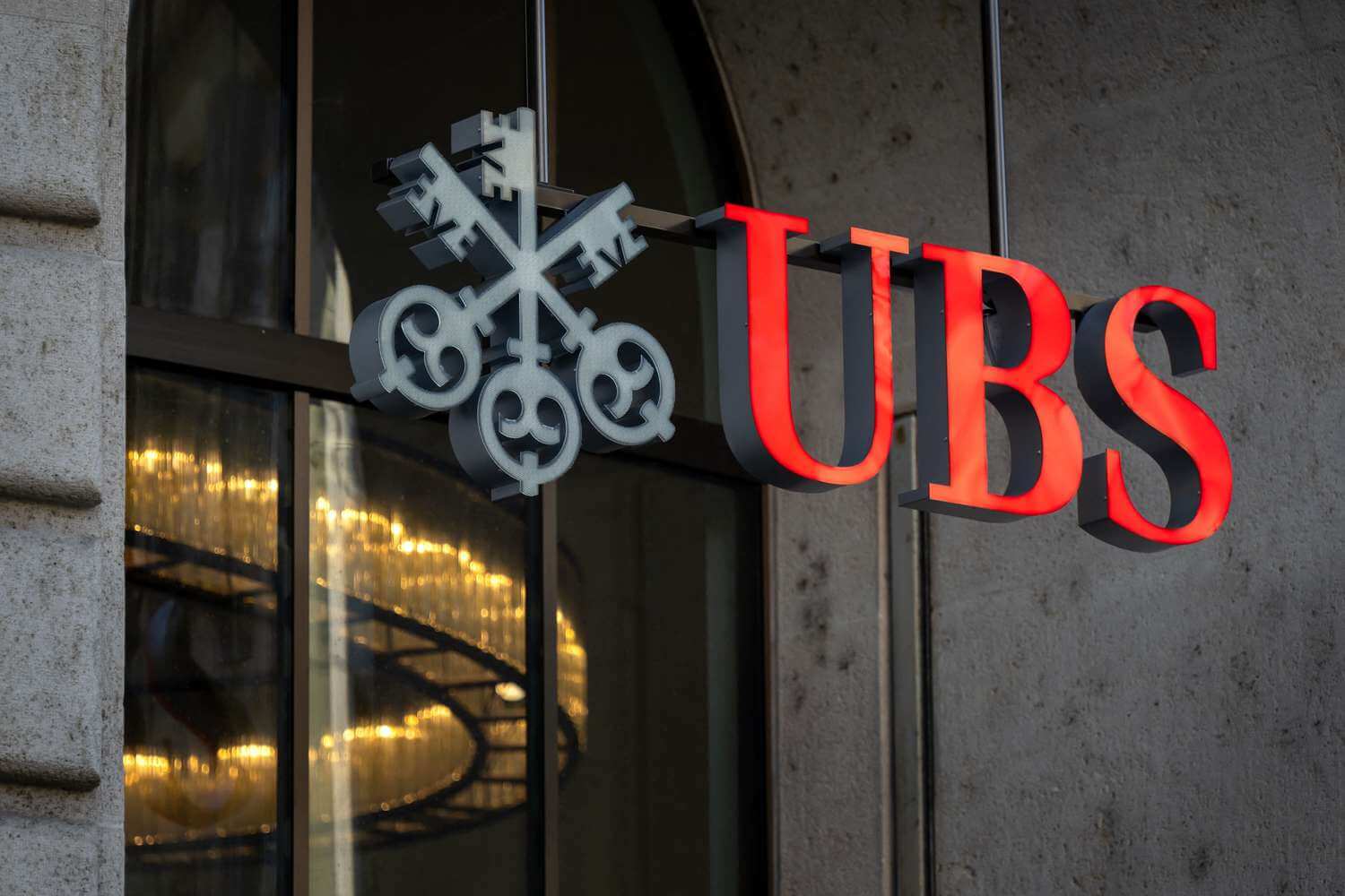 UBS-in baş direktoru: "Avropada daha güclü banklar yaradılmalıdır"