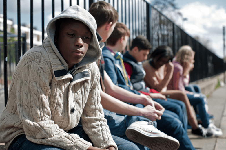 Gənc əhalinin xoşbəxt olmadığı 20 ölkə - SİYAHI