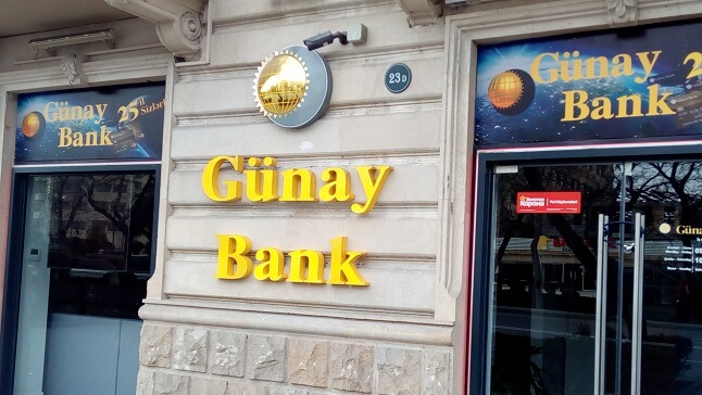 "Günay Bank"ın 5 200 manatlıq əmlakları satışa çıxarıldı