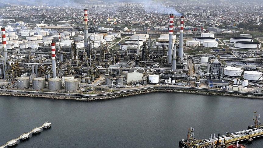 Türkiyə sənayesi 4,9% azalıb