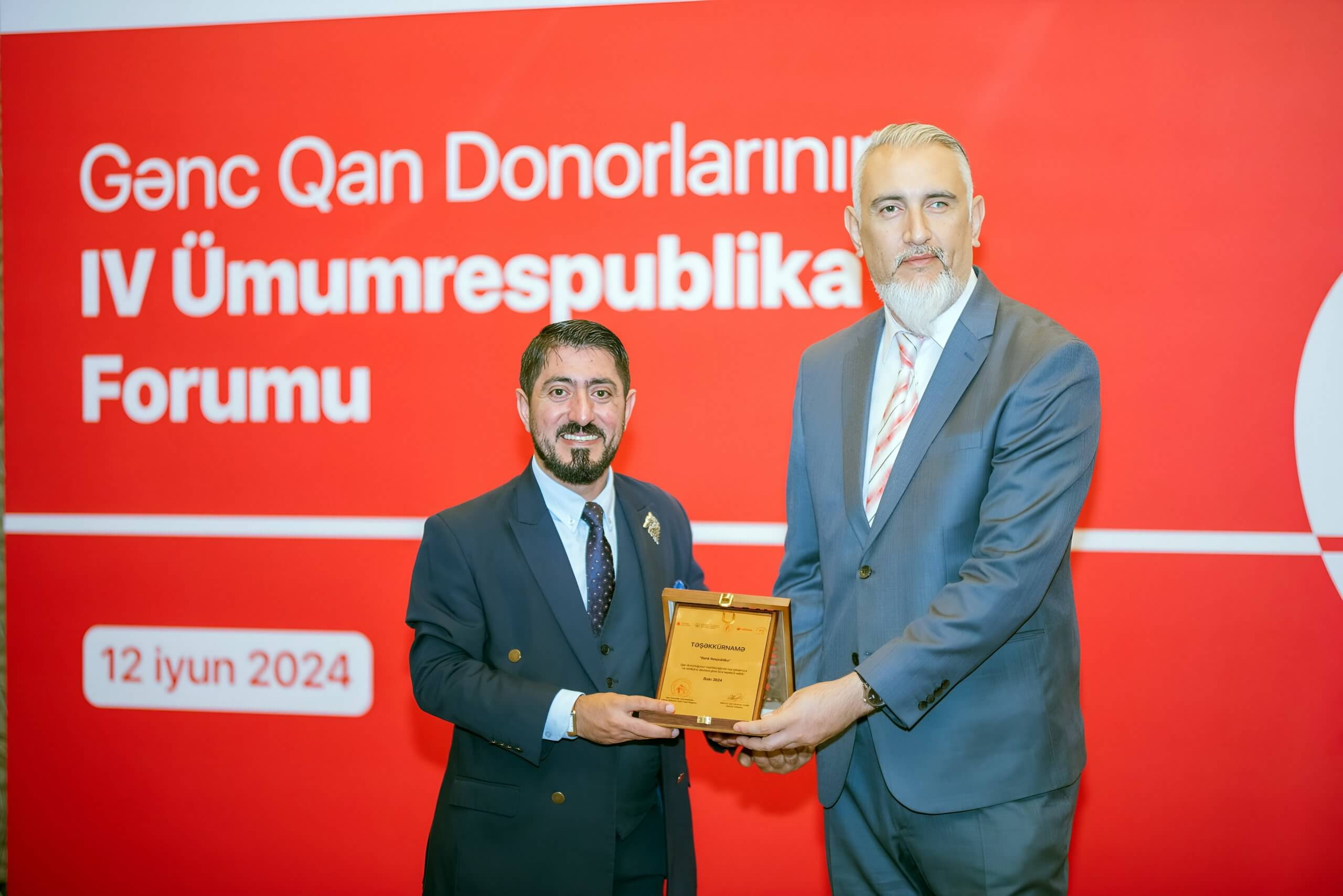“Bank Respublika” qan donorluğunda fəal iştirakına görə mükafatlandırılıb