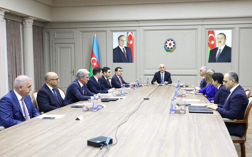 Çin şirkəti Azərbaycanda elektrik enerjisinin saxlanması üçün batareyalar yığacaq