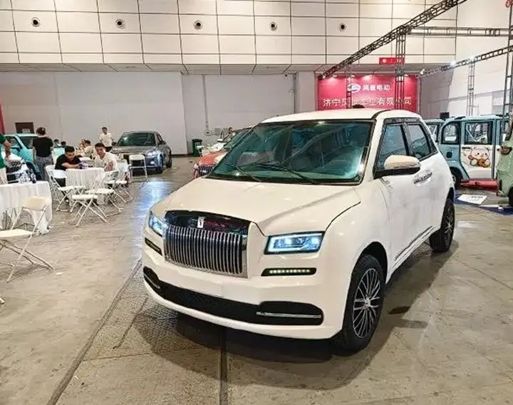 Çinlilər kiçik "Rolls-Royce" istehsal etdi - QİYMƏTİ 2 MİN DOLLAR