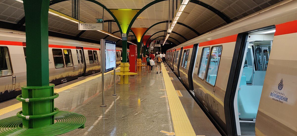 Dünyanın ən dərin metro stansiyaları - TOP-5