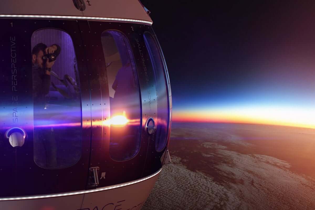 Balonla kosmosa səyahət başlayır: Biletin qiyməti məlum oldu