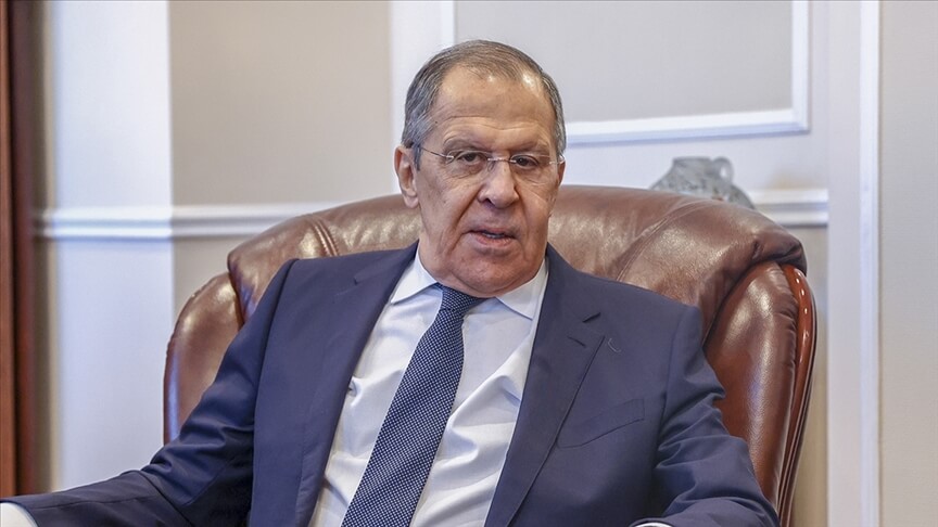 Lavrov: "Türkiyə üçüncü ölkəyə S-400 satmaq üçün Rusiyadan icazə almalıdır"