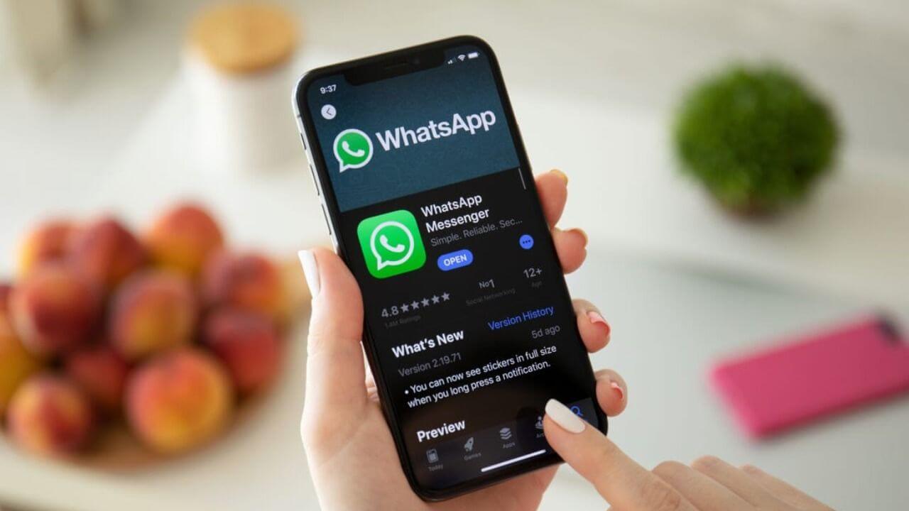 "WhatsApp" bu funksiyanı əldə etmək üçün 100 izləyicinizin olmasını tələb edir
