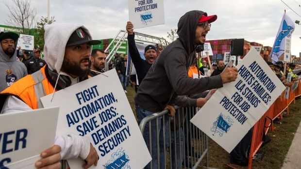 ABŞ-da liman tətili ilə bağlı müvəqqəti razılaşma əldə olundu - 61%-lik maaş artımı