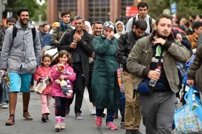 Britaniya qanunsuz miqrantların sayına görə Avropada birinci yerdədir