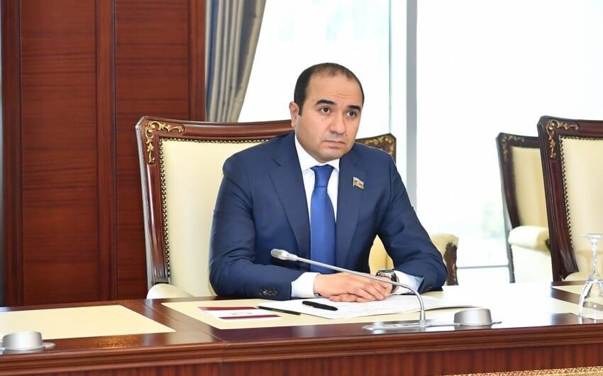 Deputat: "Bələdiyyələrin əksəriyyətinin dövlətə borcu"