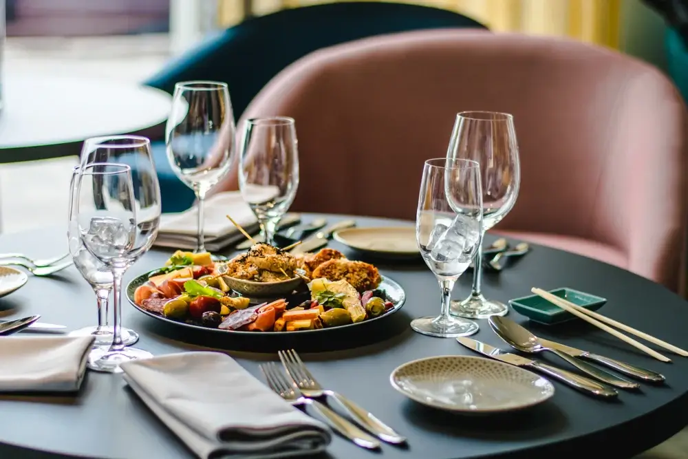 Əhali kafe-restoranlara 1 milyarddan çox pul xərcləyib