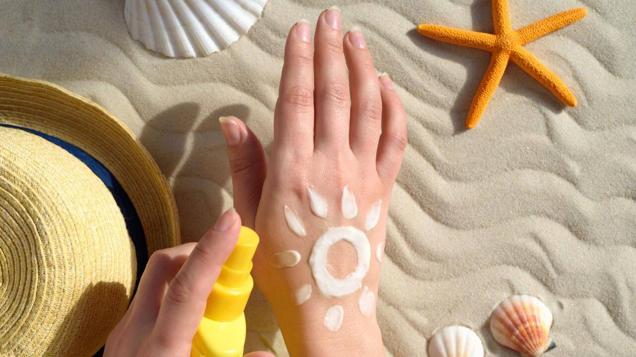 Alimlər: Süni qaralma dəri xərçəngi xəstəliyinə səbəb olur