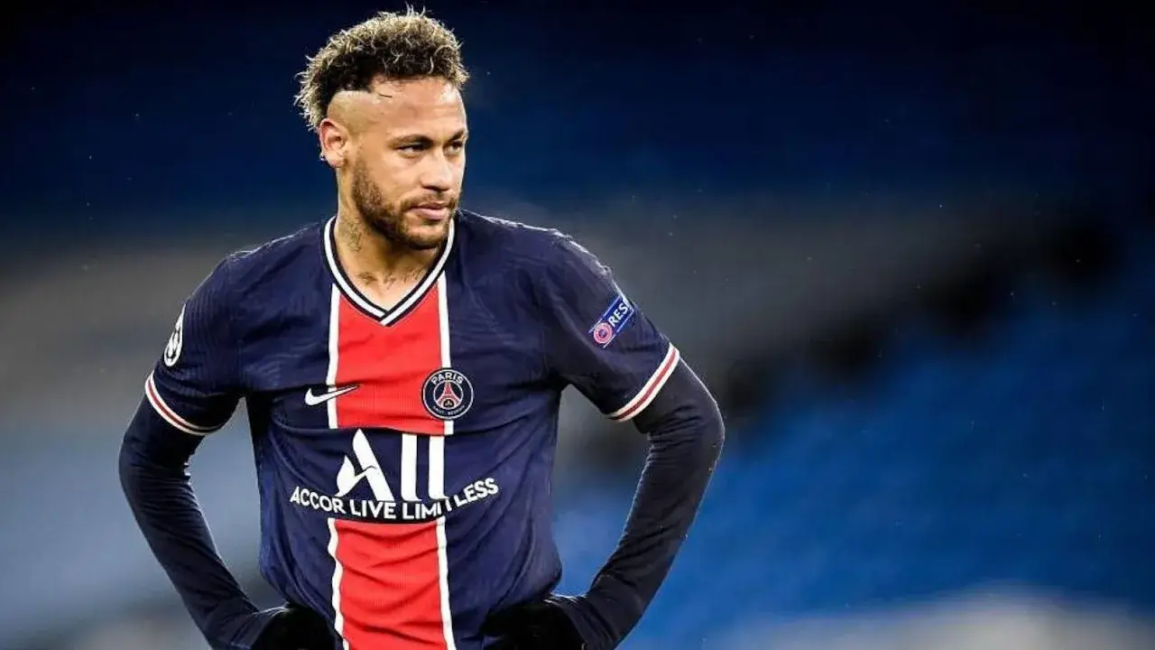 Neymar karyerasını ölkəsində davam etdirmək qərarına gəlib
