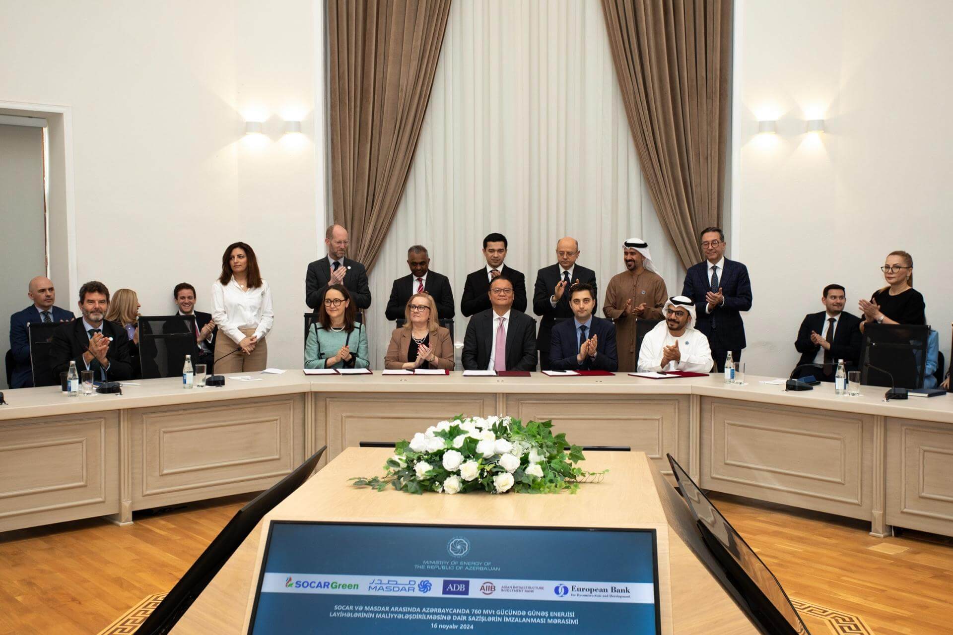 Azərbaycanda 760 MV-lıq günəş enerji layihələri üzrə maliyyə müqavilələri imzalanıb