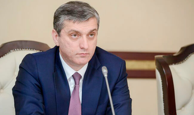 Vüqar Gülməmmədov: "Büdcə kəsirinin borclanma hesabına qarşılanması riskləri artırır"