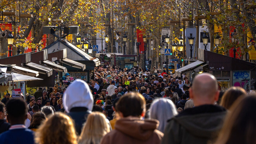 "New York Times": İspaniya 1 milyona yaxın immiqranta yaşayış icazəsi vermək istəyir