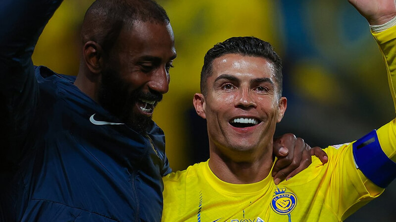 Ronaldo etirafı: Namaz üçün məşqi dayandırırdı