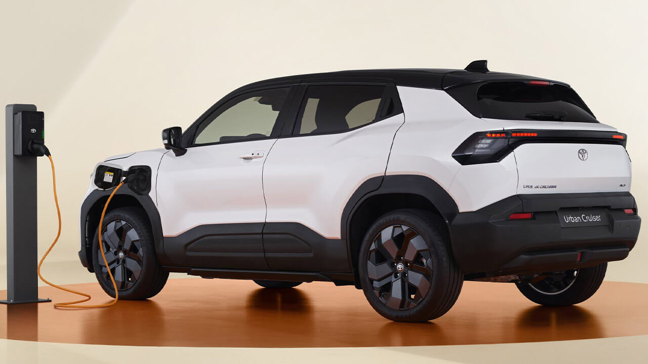 "Toyota" özünün yeni tam elektrik kompakt yolsuzluq avtomobilini təqdim etdi