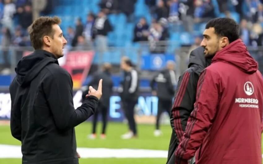 Mahir Emreli: "Yazılan məlumatlar yalandır, baş məşqçiyə etiraz etməmişəm"