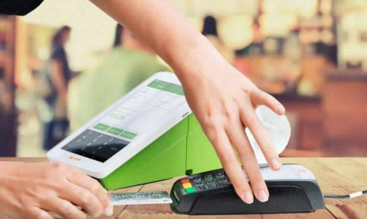 Naxçıvanda yeni nəsil kassa aparatları ilə dövriyyə 2 dəfəyə yaxın artıb