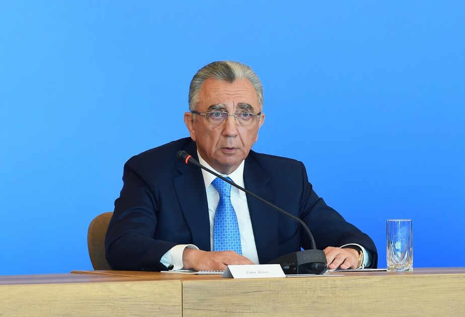 Eldar Əzizov: "Bakının Baş planı əsasında köhnə tikililərin söküntüsü davam edir"