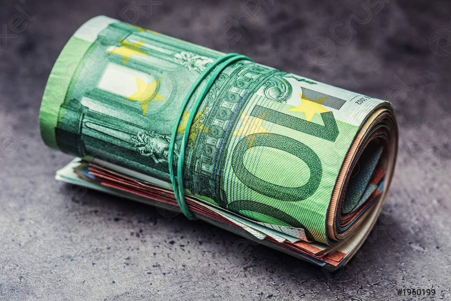 Rəsmi məzənnələr açıqlandı