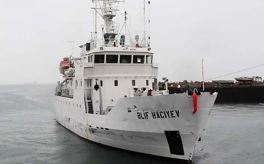 İki gəmi hərraca çıxarılacaq