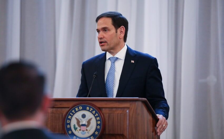 ABŞ-ın dövlət katibi: Rusiya ilə müharibə Ukraynanı 100 il geriyə atıb