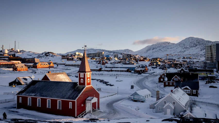 Trampın "qorxusundan" Qrenlandiya xarici siyasi fondlara qadağa qoyur