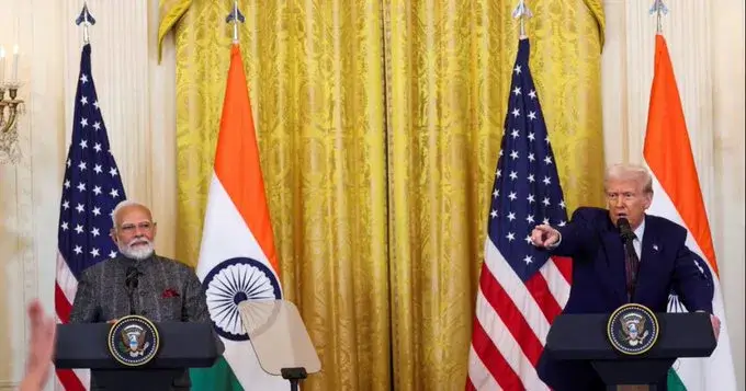 Tramp Hindistanın baş nazirinin gözünün içinə baxaraq onu vergilərlə hədələyib