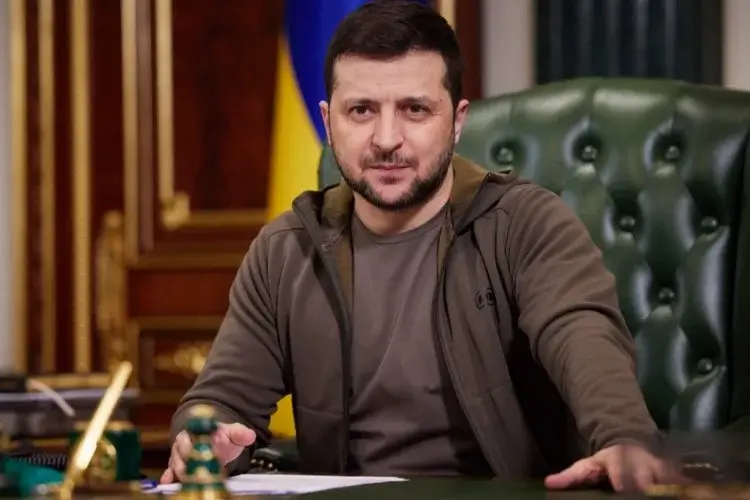 Zelenski: "Ukraynasız barəmizdə qəbul olunan sövdələşmələri qəbul etməyəcəyik"