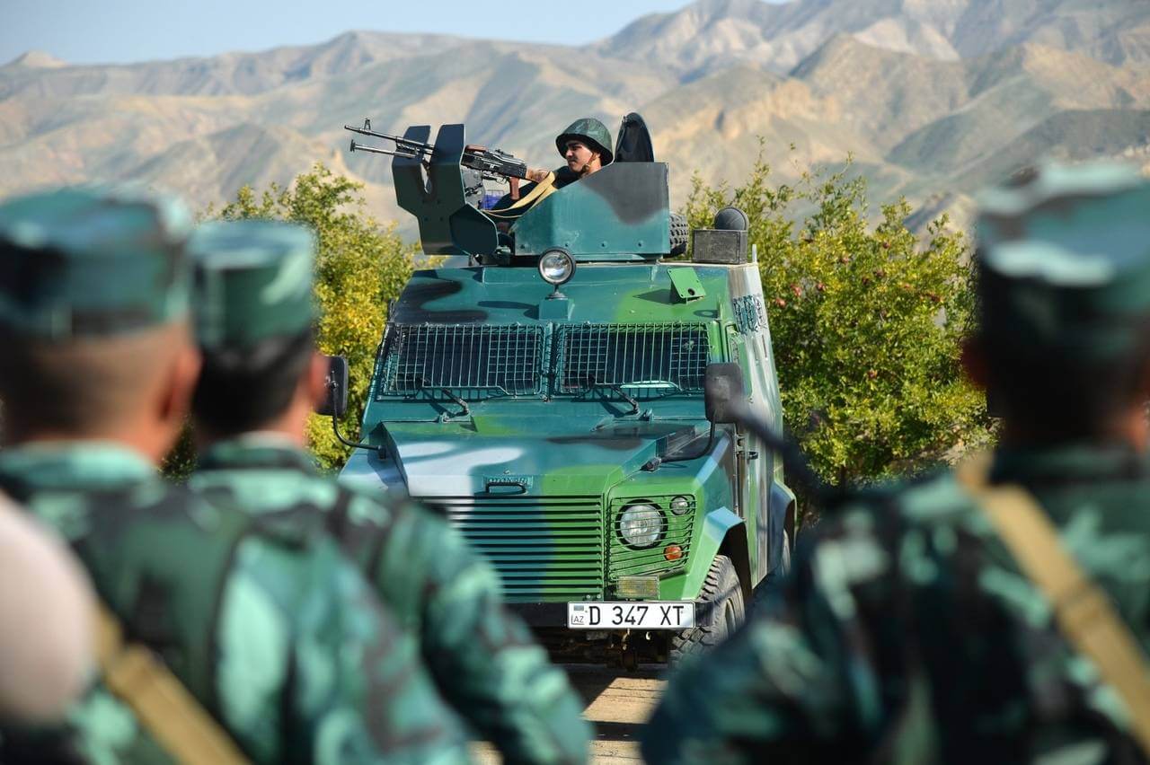 Ötən ay dövlət sərhədində ümumi dəyəri 16 milyon manatdan çox olan qaçaqmal tutulub