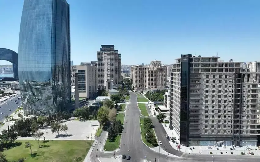 Üzeyir Hacıbəyli küçəsində yol hərəkətində dəyişiklik ediləcək