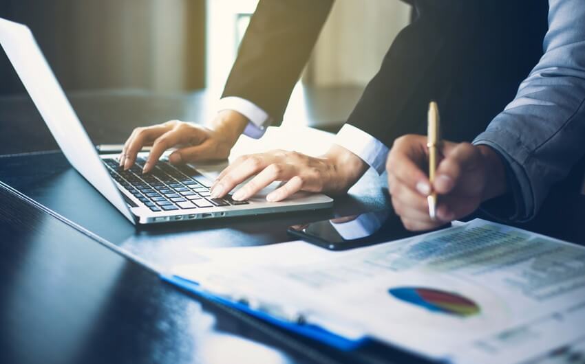 "Nas Exchange" valyuta bazarına daxil olmaqdan imtina edib