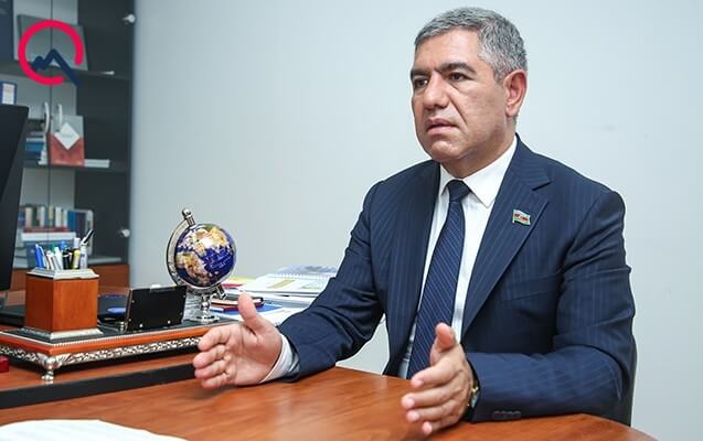 Deputat: Bəzi vətəndaşlar pensiya yaşına az qalmış işdən azad olunur