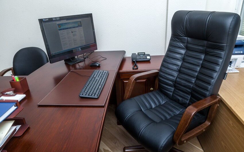 Dövlət Maliyyə Nəzarəti Xidmətinin rəisi işdən çıxıb