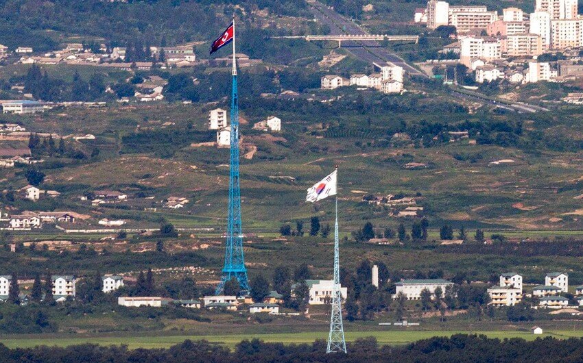 Şimali Koreya hərbçiləri Cənubi Koreya sərhədini pozub, xəbərdarlıq atəşi açılıb