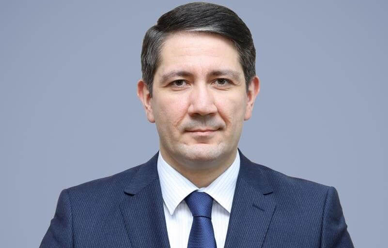 Anar Kərimov əmək və əhalinin sosial müdafiəsi nazirinin müavini vəzifəsindən azad edilib